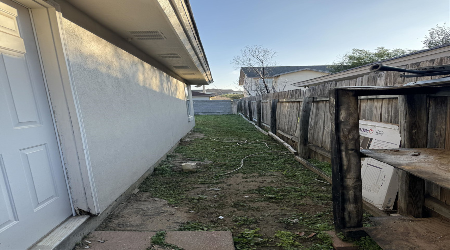7314 A Michigan Ave, Laredo, Texas 78041, 2 Bedrooms Bedrooms, 4 Rooms Rooms,1 BathroomBathrooms,Residential,For Rent,7314 A Michigan Ave,20263720