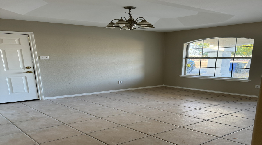 7314 A Michigan Ave, Laredo, Texas 78041, 2 Bedrooms Bedrooms, 4 Rooms Rooms,1 BathroomBathrooms,Residential,For Rent,7314 A Michigan Ave,20263720