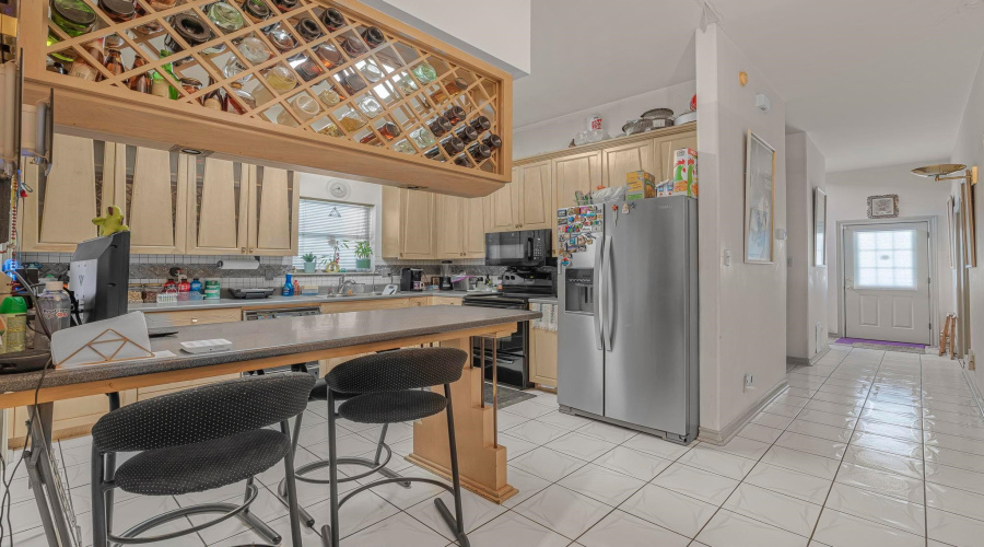 1257 North Oakmont Lp, LAREDO, Texas 78045, 3 Bedrooms Bedrooms, 6 Rooms Rooms,3 BathroomsBathrooms,Residential,For Sale,1257 North Oakmont Lp,20263721