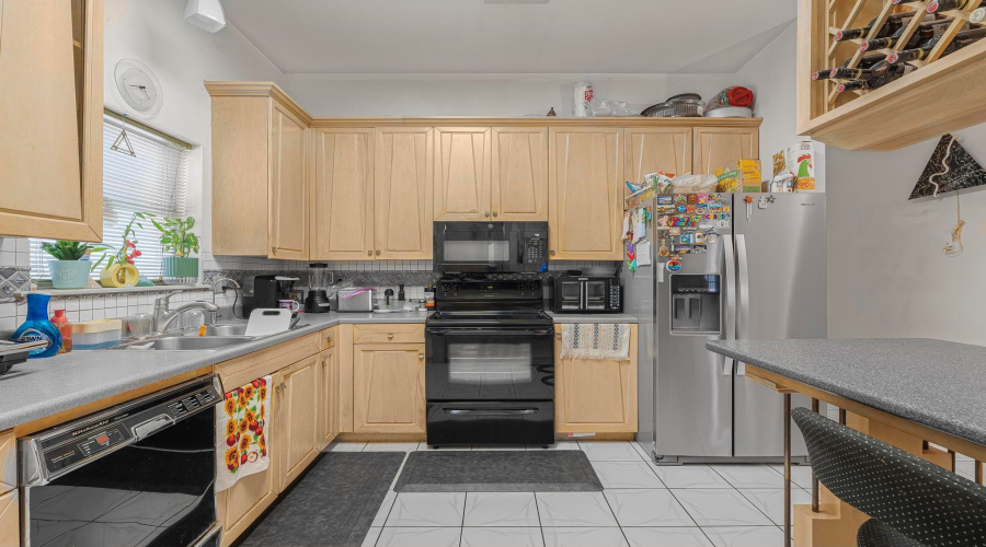 1257 North Oakmont Lp, LAREDO, Texas 78045, 3 Bedrooms Bedrooms, 6 Rooms Rooms,3 BathroomsBathrooms,Residential,For Sale,1257 North Oakmont Lp,20263721