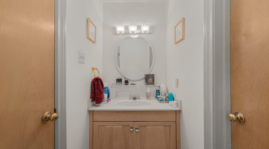 1257 North Oakmont Lp, LAREDO, Texas 78045, 3 Bedrooms Bedrooms, 6 Rooms Rooms,3 BathroomsBathrooms,Residential,For Sale,1257 North Oakmont Lp,20263721