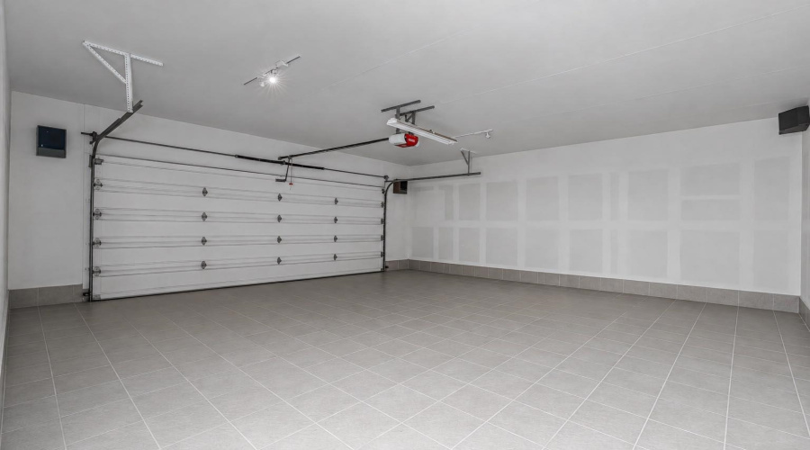 1257 North Oakmont Lp, LAREDO, Texas 78045, 3 Bedrooms Bedrooms, 6 Rooms Rooms,3 BathroomsBathrooms,Residential,For Sale,1257 North Oakmont Lp,20263721