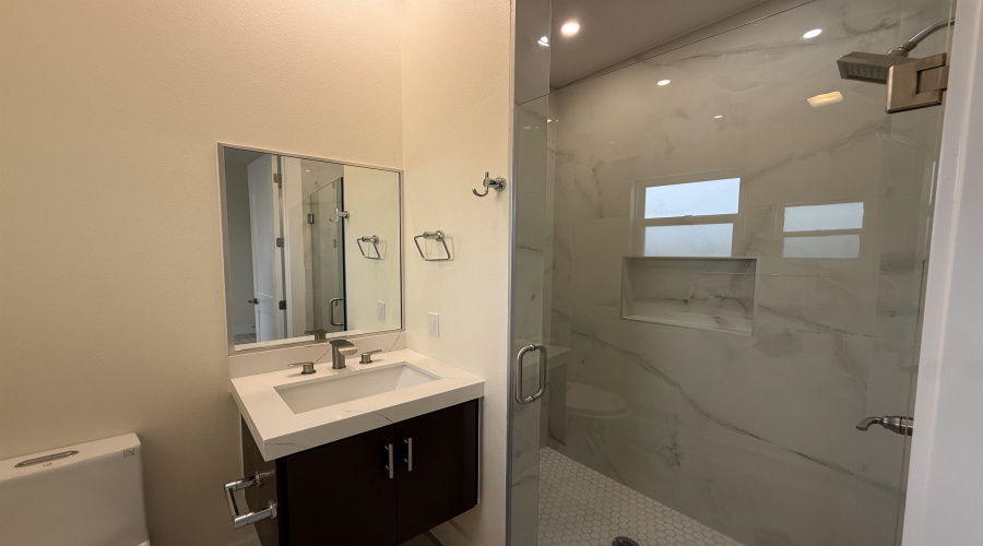 1507 Ocio Dr., Laredo, Texas 78045, 4 Bedrooms Bedrooms, 7 Rooms Rooms,4 BathroomsBathrooms,Residential,For Sale,1507 Ocio Dr.,20263722