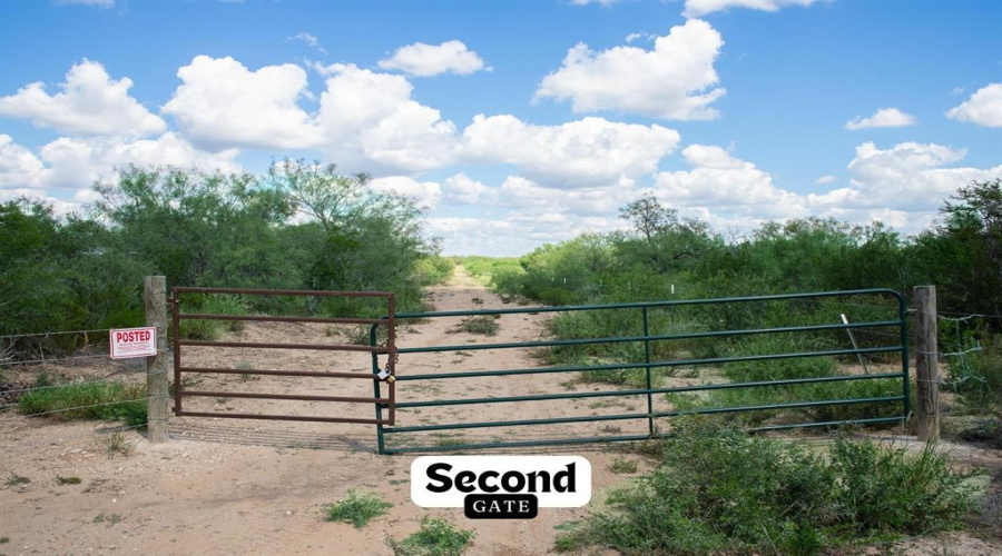 395 Ranch Road 6210F, Laredo, Texas 78045, ,Land,For Sale,395 Ranch Road 6210F,20263730