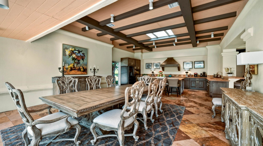 320 Upper Cibolo Creek Rd., Boerne, Texas 78006, 4 Bedrooms Bedrooms, 9 Rooms Rooms,5 BathroomsBathrooms,Residential,For Sale,320 Upper Cibolo Creek Rd.,20263728