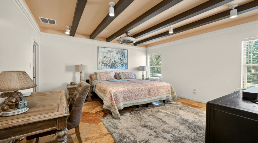 320 Upper Cibolo Creek Rd., Boerne, Texas 78006, 4 Bedrooms Bedrooms, 9 Rooms Rooms,5 BathroomsBathrooms,Residential,For Sale,320 Upper Cibolo Creek Rd.,20263728