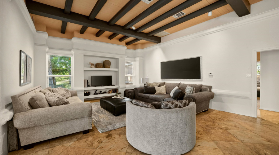 320 Upper Cibolo Creek Rd., Boerne, Texas 78006, 4 Bedrooms Bedrooms, 9 Rooms Rooms,5 BathroomsBathrooms,Residential,For Sale,320 Upper Cibolo Creek Rd.,20263728