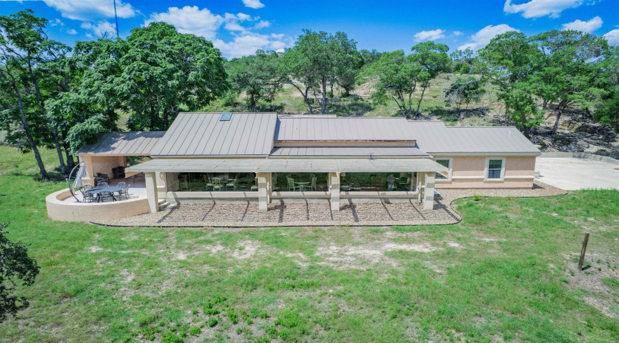 320 Upper Cibolo Creek Rd., Boerne, Texas 78006, 4 Bedrooms Bedrooms, 9 Rooms Rooms,5 BathroomsBathrooms,Residential,For Sale,320 Upper Cibolo Creek Rd.,20263728