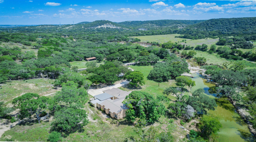 320 Upper Cibolo Creek Rd., Boerne, Texas 78006, 4 Bedrooms Bedrooms, 9 Rooms Rooms,5 BathroomsBathrooms,Residential,For Sale,320 Upper Cibolo Creek Rd.,20263728