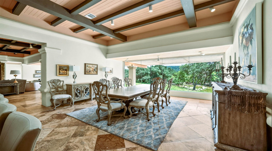 320 Upper Cibolo Creek Rd., Boerne, Texas 78006, 4 Bedrooms Bedrooms, 9 Rooms Rooms,5 BathroomsBathrooms,Residential,For Sale,320 Upper Cibolo Creek Rd.,20263728