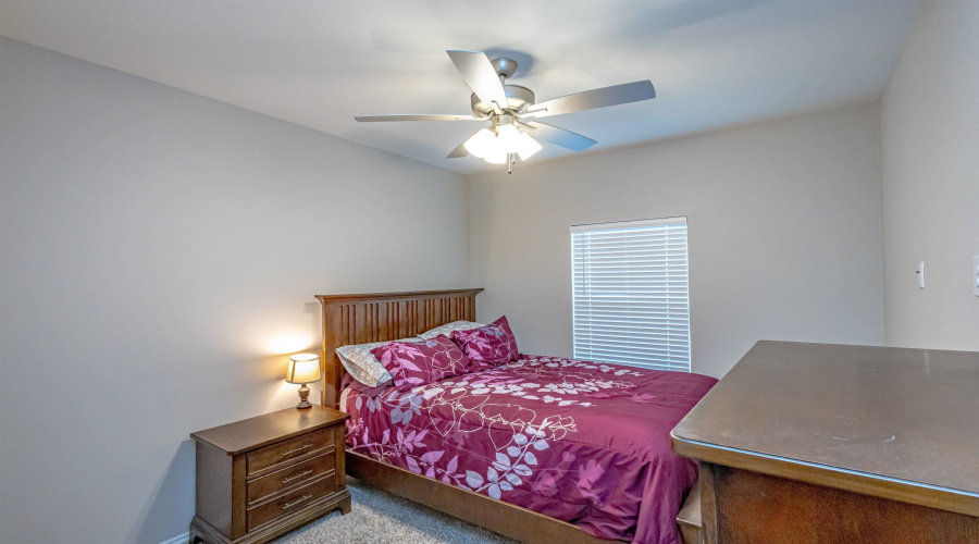 5414 St. Francis, Laredo, Texas 78046, 4 Bedrooms Bedrooms, 6 Rooms Rooms,2 BathroomsBathrooms,Residential,For Rent,5414 St. Francis,20263729