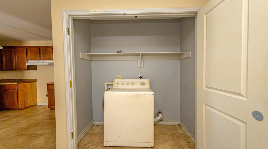 4416 Wild Flower Ave, Laredo, Texas 78045, 3 Bedrooms Bedrooms, 5 Rooms Rooms,2 BathroomsBathrooms,Residential,For Rent,4416 Wild Flower Ave,20263731