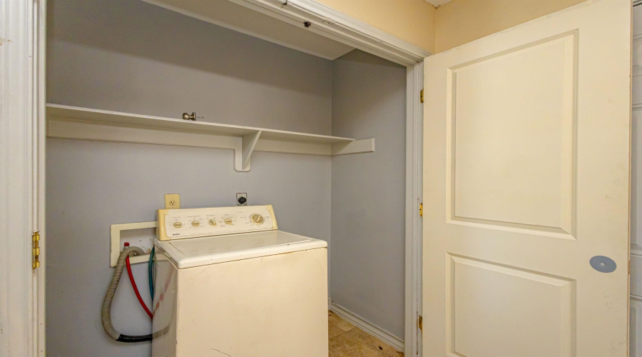 4416 Wild Flower Ave, Laredo, Texas 78045, 3 Bedrooms Bedrooms, 5 Rooms Rooms,2 BathroomsBathrooms,Residential,For Rent,4416 Wild Flower Ave,20263731