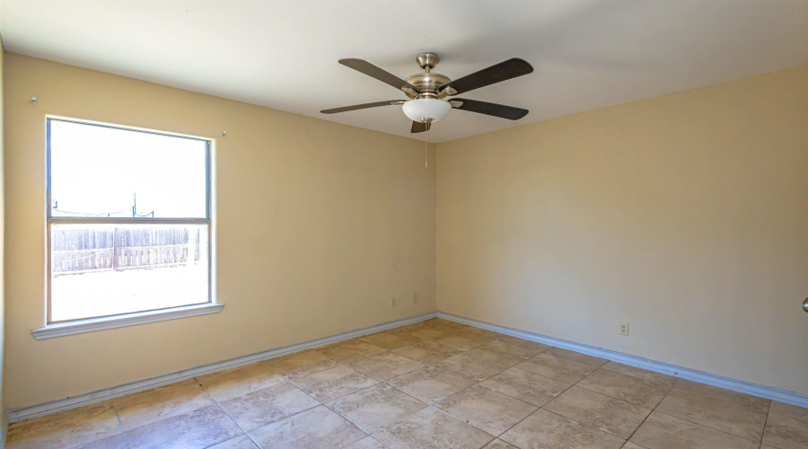 4416 Wild Flower Ave, Laredo, Texas 78045, 3 Bedrooms Bedrooms, 5 Rooms Rooms,2 BathroomsBathrooms,Residential,For Rent,4416 Wild Flower Ave,20263731