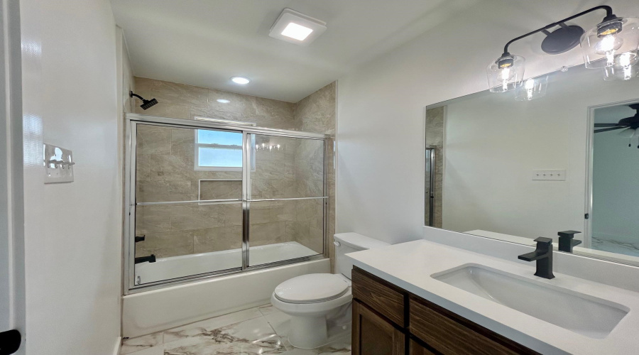 1628 Bilbao Dr., Laredo, Texas 78046, 3 Bedrooms Bedrooms, 5 Rooms Rooms,2 BathroomsBathrooms,Residential,For Rent,1628 Bilbao Dr.,20263732