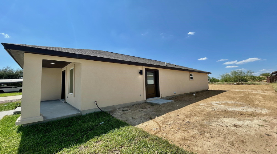 1628 Bilbao Dr., Laredo, Texas 78046, 3 Bedrooms Bedrooms, 5 Rooms Rooms,2 BathroomsBathrooms,Residential,For Rent,1628 Bilbao Dr.,20263732