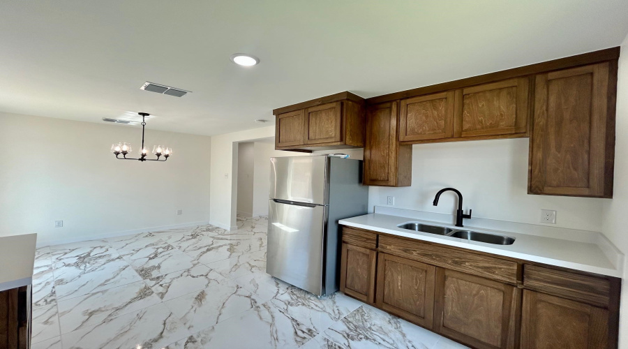 1628 Bilbao Dr., Laredo, Texas 78046, 3 Bedrooms Bedrooms, 5 Rooms Rooms,2 BathroomsBathrooms,Residential,For Rent,1628 Bilbao Dr.,20263732