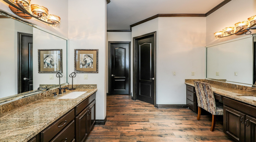 570 Well Ln, Laredo, Texas 78045, 3 Bedrooms Bedrooms, 4 Rooms Rooms,2 BathroomsBathrooms,Residential,For Sale,570 Well Ln,20263734