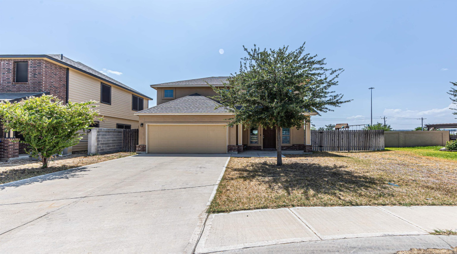 11234 Sierra Gorda Dr, Laredo, Texas 78045, 4 Bedrooms Bedrooms, 7 Rooms Rooms,2 BathroomsBathrooms,Residential,For Sale,11234 Sierra Gorda Dr,20263736