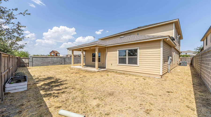 11234 Sierra Gorda Dr, Laredo, Texas 78045, 4 Bedrooms Bedrooms, 7 Rooms Rooms,2 BathroomsBathrooms,Residential,For Sale,11234 Sierra Gorda Dr,20263736