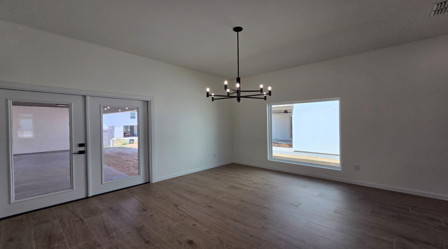 1514 Cincho St., Laredo, Texas 78046, 4 Bedrooms Bedrooms, 8 Rooms Rooms,2 BathroomsBathrooms,Residential,For Sale,1514 Cincho St.,20263737