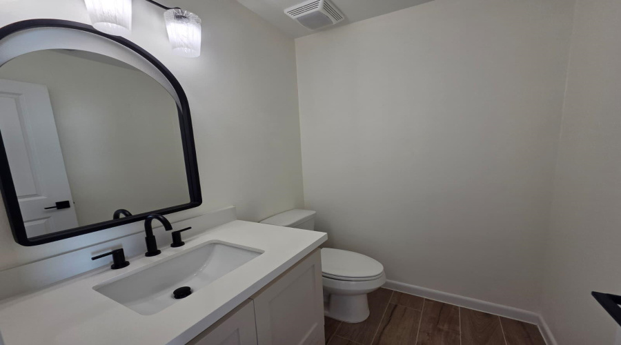 1514 Cincho St., Laredo, Texas 78046, 4 Bedrooms Bedrooms, 8 Rooms Rooms,2 BathroomsBathrooms,Residential,For Sale,1514 Cincho St.,20263737