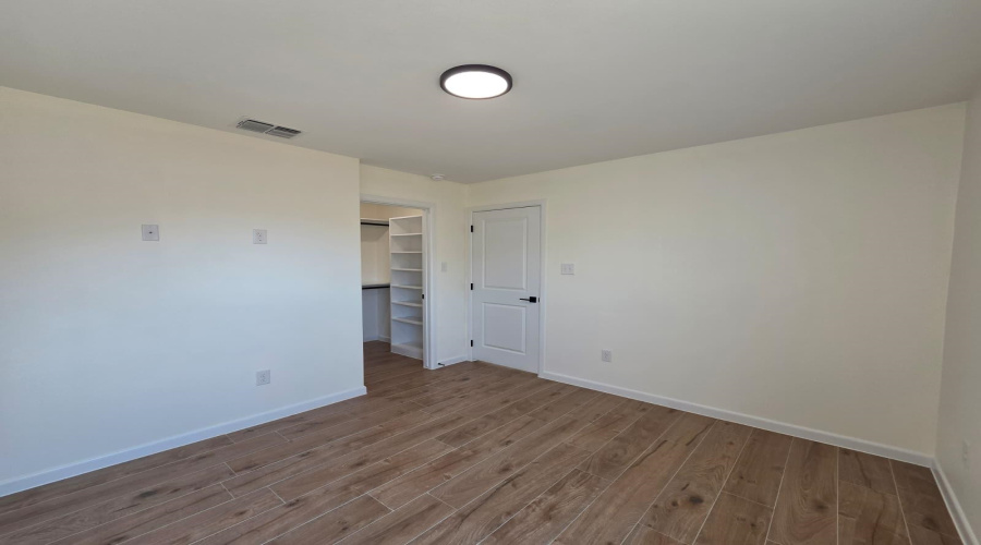 1514 Cincho St., Laredo, Texas 78046, 4 Bedrooms Bedrooms, 8 Rooms Rooms,2 BathroomsBathrooms,Residential,For Sale,1514 Cincho St.,20263737