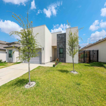1510 Latigo Loop, Laredo, Texas 78046, 3 Bedrooms Bedrooms, 6 Rooms Rooms,2 BathroomsBathrooms,Residential,For Sale,1510 Latigo Loop,20263738