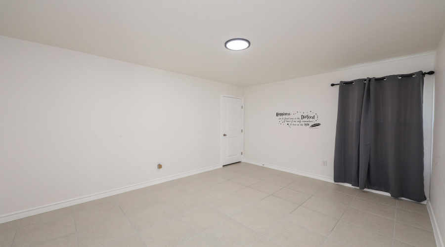 1510 Latigo Loop, Laredo, Texas 78046, 3 Bedrooms Bedrooms, 6 Rooms Rooms,2 BathroomsBathrooms,Residential,For Sale,1510 Latigo Loop,20263738