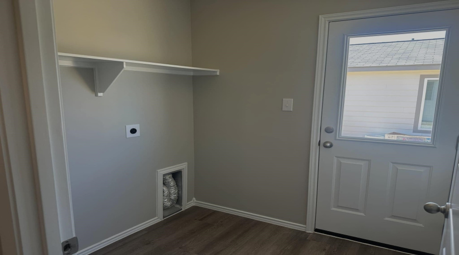 5737 St. Dominic, Laredo, Texas 78046-0000, 4 Bedrooms Bedrooms, 6 Rooms Rooms,2 BathroomsBathrooms,Residential,For Rent,5737 St. Dominic,20263742