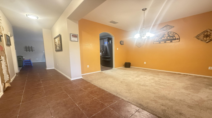 820 Rivera Way, Laredo, Texas 78043, 3 Bedrooms Bedrooms, 6 Rooms Rooms,2 BathroomsBathrooms,Residential,For Sale,820 Rivera Way,20260643