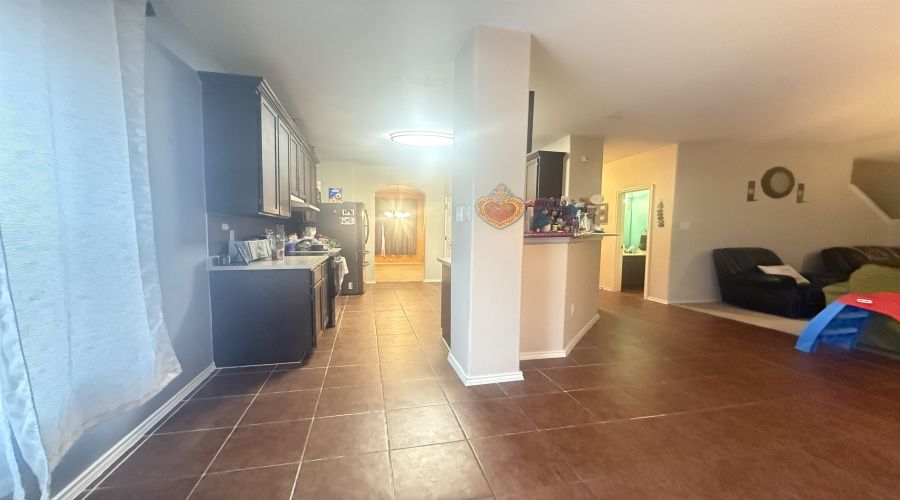 820 Rivera Way, Laredo, Texas 78043, 3 Bedrooms Bedrooms, 6 Rooms Rooms,2 BathroomsBathrooms,Residential,For Sale,820 Rivera Way,20260643
