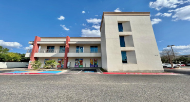 315 Calle Del Norte, Laredo, Texas 78041-0000, 1 Room Rooms,2 BathroomsBathrooms,Commercial retail/office,For Rent,315 Calle Del Norte,20263755 315 Calle Del Norte, Laredo, Texas 78041-0000, 1 Room Rooms,2 BathroomsBathrooms,Commercial retail/office,For Rent,315 Calle Del Norte,20263755