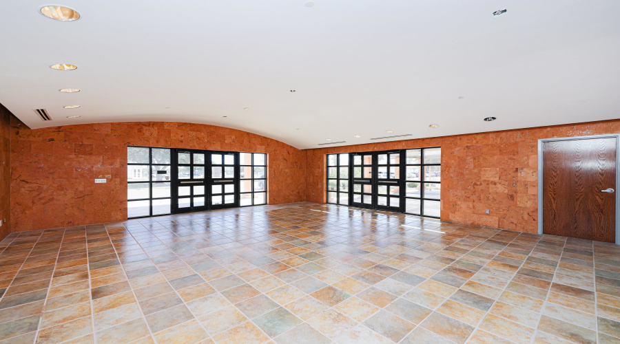 1202 Welby Court, Laredo, Texas 78041-1900, 1 Room Rooms,2 BathroomsBathrooms,Commercial retail/office,For Rent,1202 Welby Court,20263761