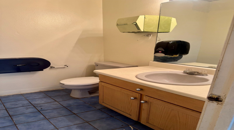 8370 San Gabriel Dr, Laredo, Texas 78041, ,Land,For Rent,8370 San Gabriel Dr,20263753