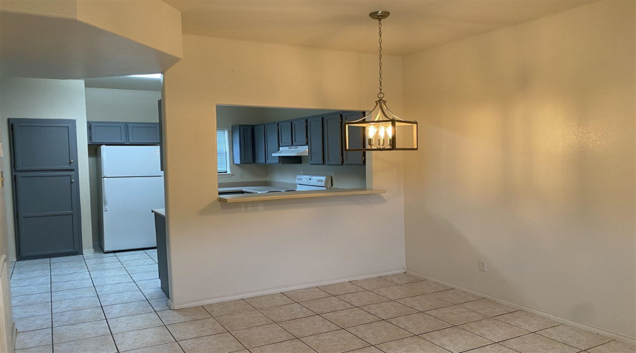 4101 Tilden Ave, LAREDO, Texas 78041, 2 Bedrooms Bedrooms, 5 Rooms Rooms,2 BathroomsBathrooms,Residential,For Rent,4101 Tilden Ave,20263747