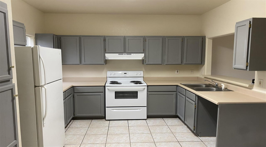 4101 Tilden Ave, LAREDO, Texas 78041, 2 Bedrooms Bedrooms, 5 Rooms Rooms,2 BathroomsBathrooms,Residential,For Rent,4101 Tilden Ave,20263747
