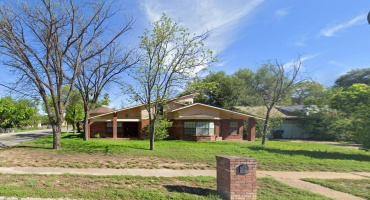 1902 Musser St, Laredo, Texas 78043, 5 Bedrooms Bedrooms, 11 Rooms Rooms,3 BathroomsBathrooms,Residential,For Sale,1902 Musser St,20263748
