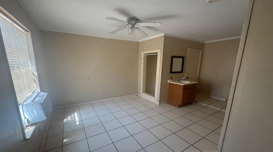 302 Huisache Dr, LAREDO, Texas 78041, 3 Bedrooms Bedrooms, 6 Rooms Rooms,3 BathroomsBathrooms,Residential,For Rent,302 Huisache Dr,20263749