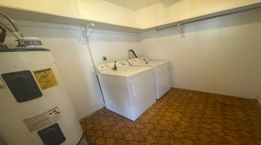 302 Huisache Dr, LAREDO, Texas 78041, 3 Bedrooms Bedrooms, 6 Rooms Rooms,3 BathroomsBathrooms,Residential,For Rent,302 Huisache Dr,20263749