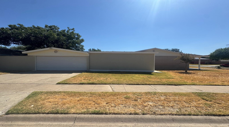 302 Huisache Dr, LAREDO, Texas 78041, 3 Bedrooms Bedrooms, 6 Rooms Rooms,3 BathroomsBathrooms,Residential,For Rent,302 Huisache Dr,20263749