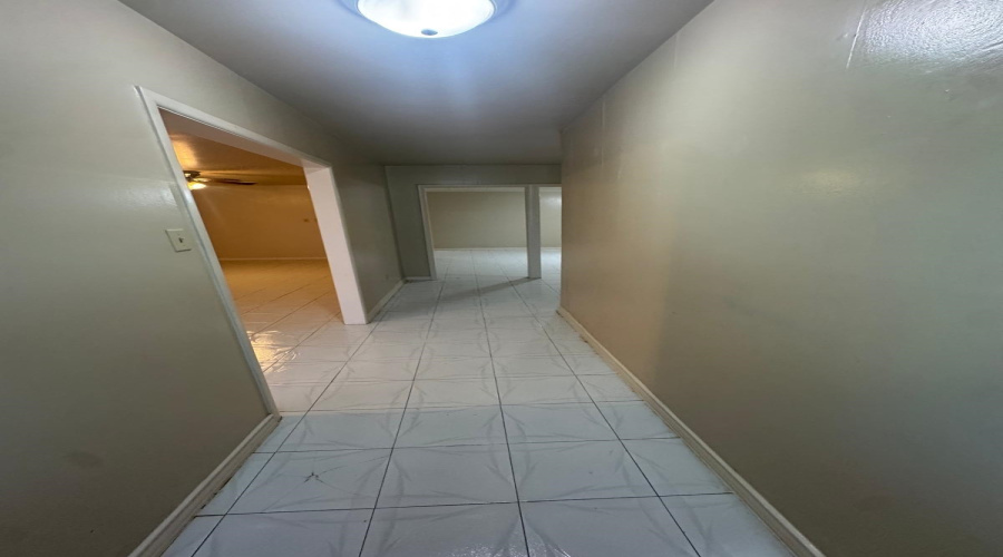 302 Huisache Dr, LAREDO, Texas 78041, 3 Bedrooms Bedrooms, 6 Rooms Rooms,3 BathroomsBathrooms,Residential,For Rent,302 Huisache Dr,20263749