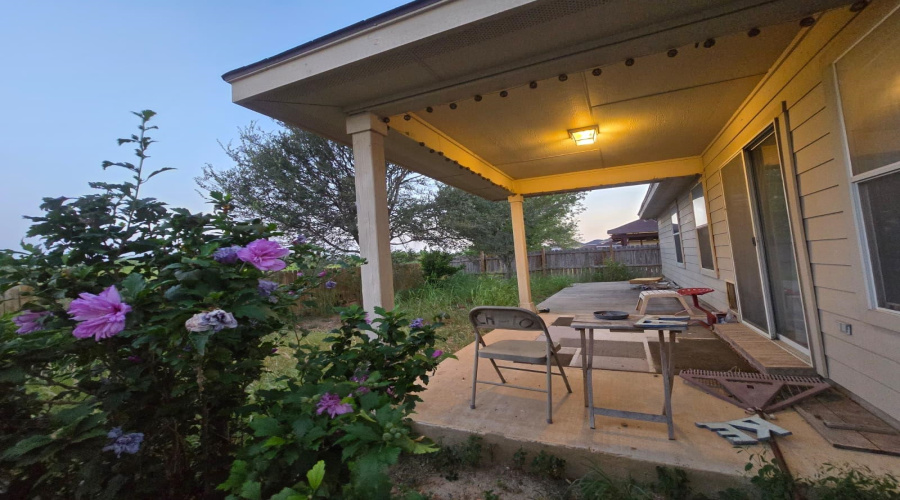 1823 Mustang Island Dr, LAREDO, Texas 78045, 3 Bedrooms Bedrooms, 5 Rooms Rooms,2 BathroomsBathrooms,Residential,For Sale,1823 Mustang Island Dr,20263758