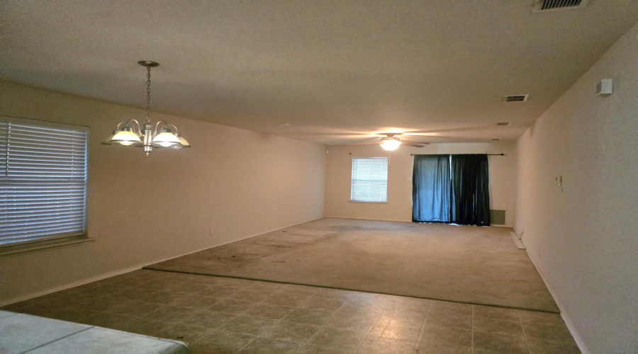 1823 Mustang Island Dr, LAREDO, Texas 78045, 3 Bedrooms Bedrooms, 5 Rooms Rooms,2 BathroomsBathrooms,Residential,For Sale,1823 Mustang Island Dr,20263758
