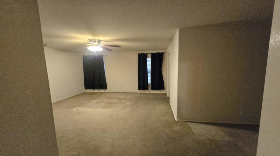 1823 Mustang Island Dr, LAREDO, Texas 78045, 3 Bedrooms Bedrooms, 5 Rooms Rooms,2 BathroomsBathrooms,Residential,For Sale,1823 Mustang Island Dr,20263758