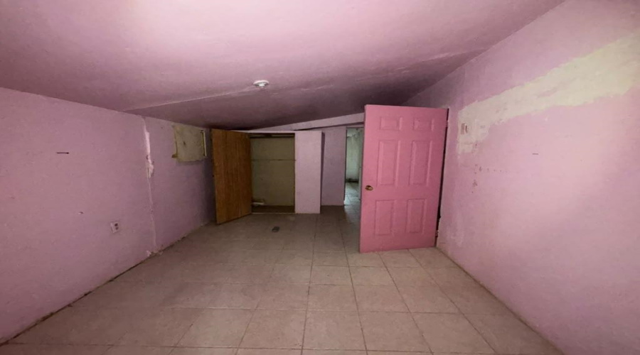 511 Rosales, El Cenizo, Texas 78046, 3 Bedrooms Bedrooms, 5 Rooms Rooms,2 BathroomsBathrooms,Residential,For Sale,511 Rosales,20263759