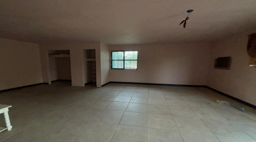 511 Rosales, El Cenizo, Texas 78046, 3 Bedrooms Bedrooms, 5 Rooms Rooms,2 BathroomsBathrooms,Residential,For Sale,511 Rosales,20263759