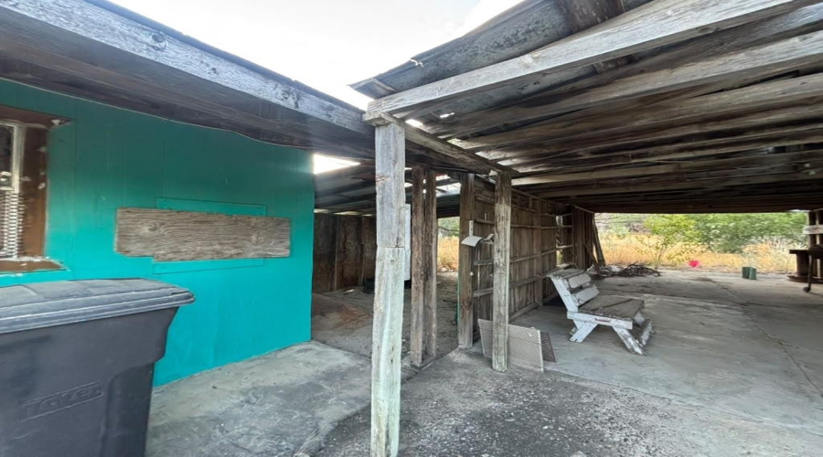 511 Rosales, El Cenizo, Texas 78046, 3 Bedrooms Bedrooms, 5 Rooms Rooms,2 BathroomsBathrooms,Residential,For Sale,511 Rosales,20263759