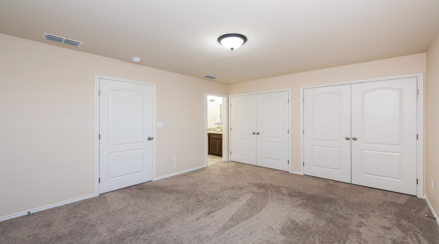 5609 Montevista Dr., Laredo, Texas 78043, 3 Bedrooms Bedrooms, 6 Rooms Rooms,2 BathroomsBathrooms,Residential,For Rent,5609 Montevista Dr.,20263765