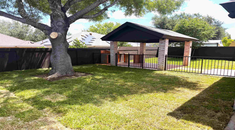 2018 Manzanares Dr, Laredo, Texas 78045, 3 Bedrooms Bedrooms, 6 Rooms Rooms,2 BathroomsBathrooms,Residential,For Sale,2018 Manzanares Dr,20263768
